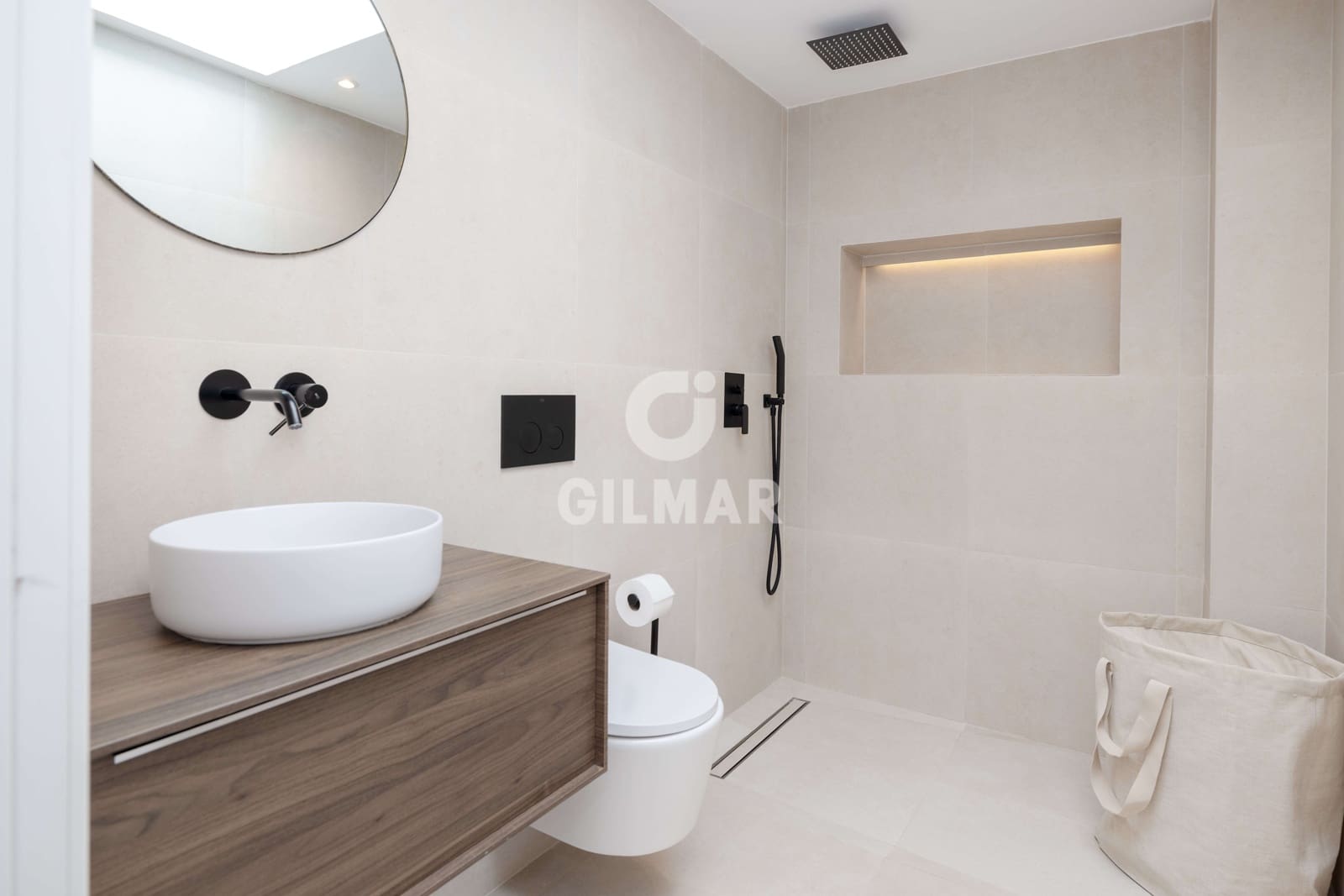 3 soverom Penthouse til salgs i Benahavis med svømmebasseng - € 850 000 (Ref: 9205774)