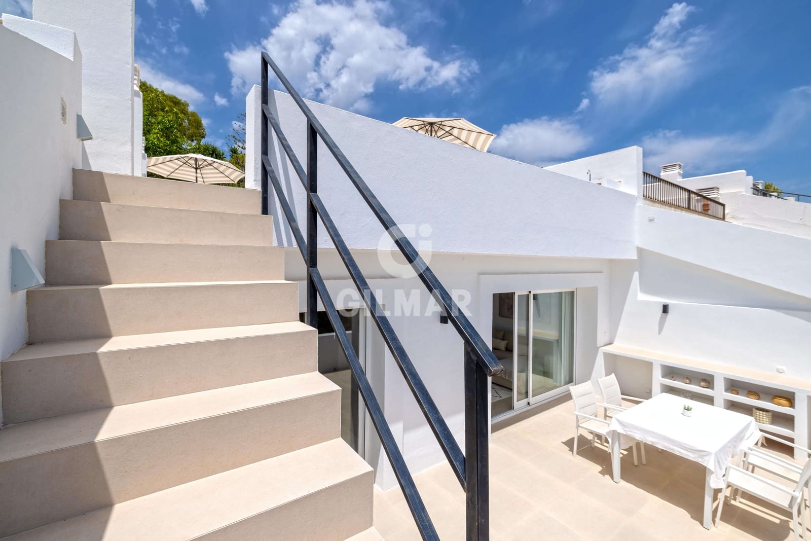 3 soverom Penthouse til salgs i Benahavis med svømmebasseng - € 850 000 (Ref: 9205774)