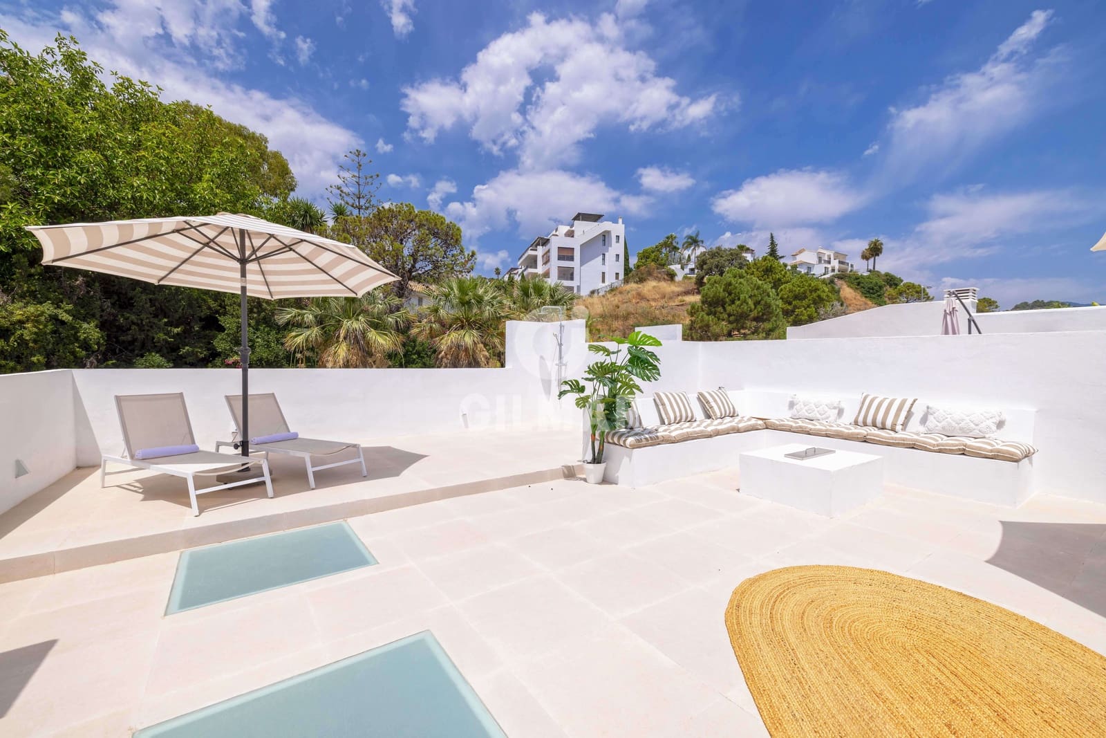 3 soverom Penthouse til salgs i Benahavis med svømmebasseng - € 850 000 (Ref: 9205774)