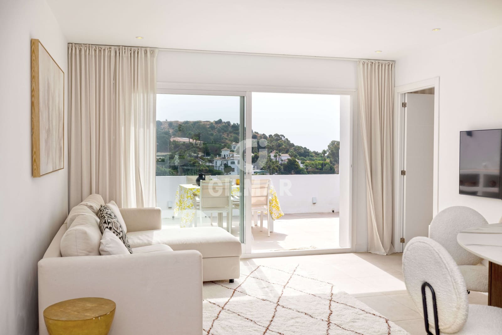 3 soverom Penthouse til salgs i Benahavis med svømmebasseng - € 850 000 (Ref: 9205774)