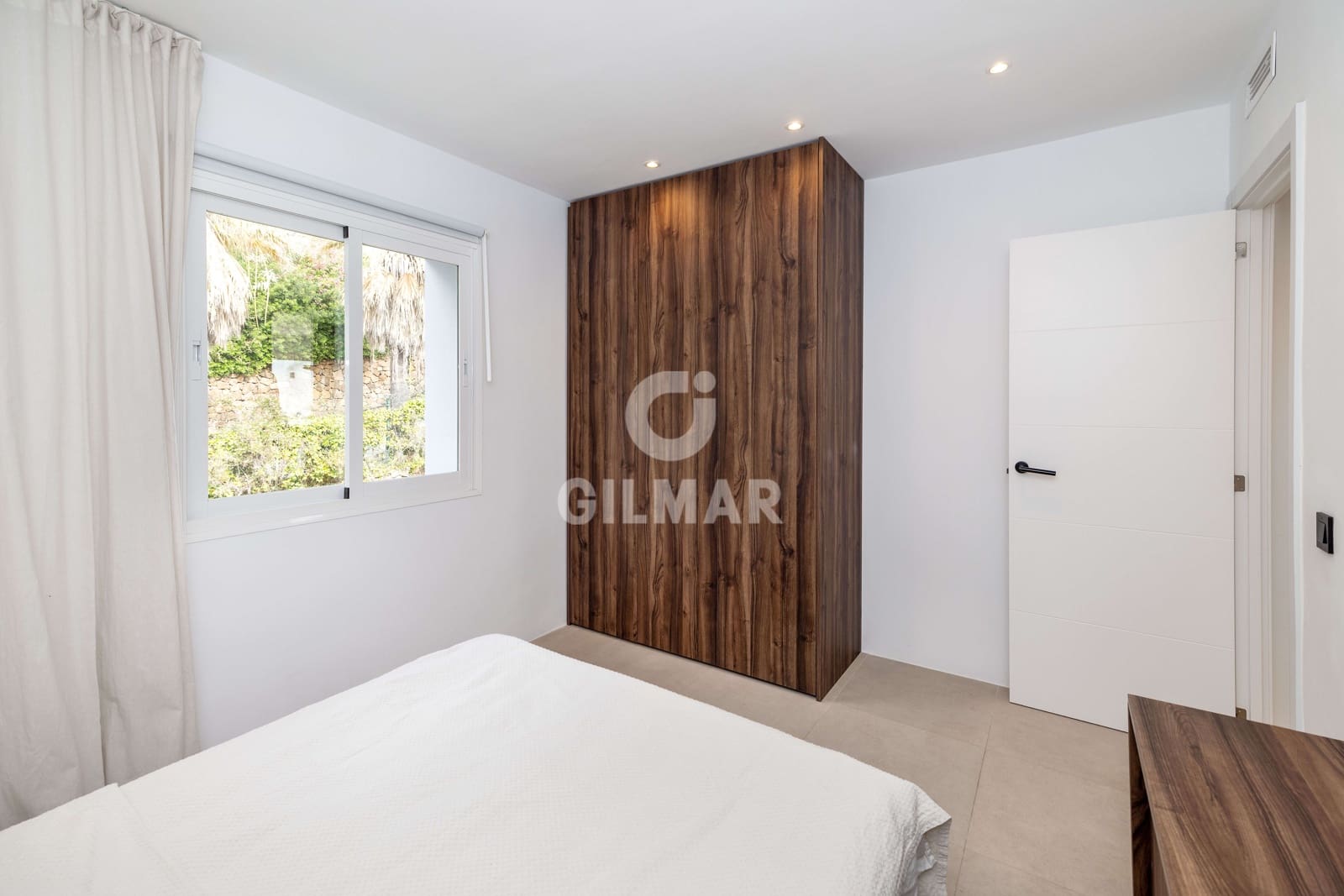 3 soverom Penthouse til salgs i Benahavis med svømmebasseng - € 850 000 (Ref: 9205774)