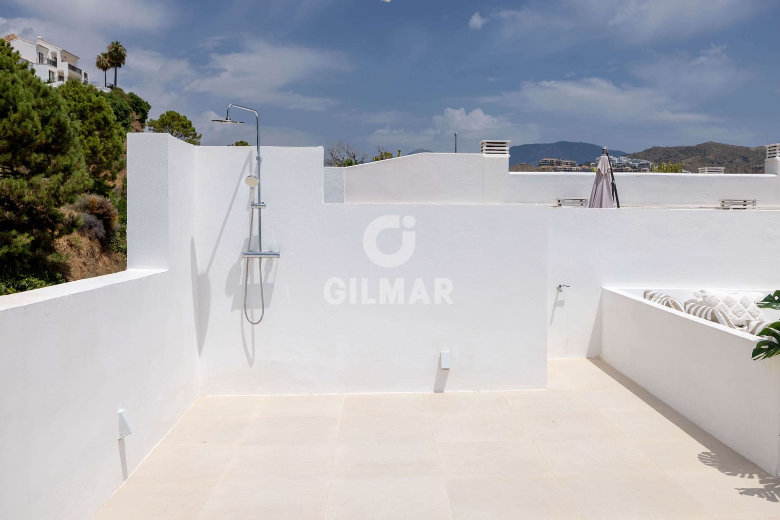 3 soverom Penthouse til salgs i Benahavis med svømmebasseng - € 850 000 (Ref: 9205774)