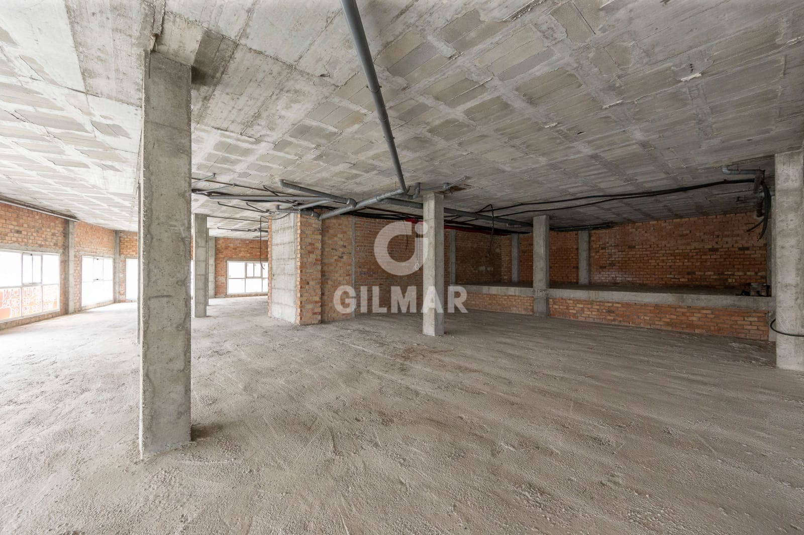 Commercial for sale in San Pedro de Alcantara with garage - € 1,680,000 (Ref: 9205775)