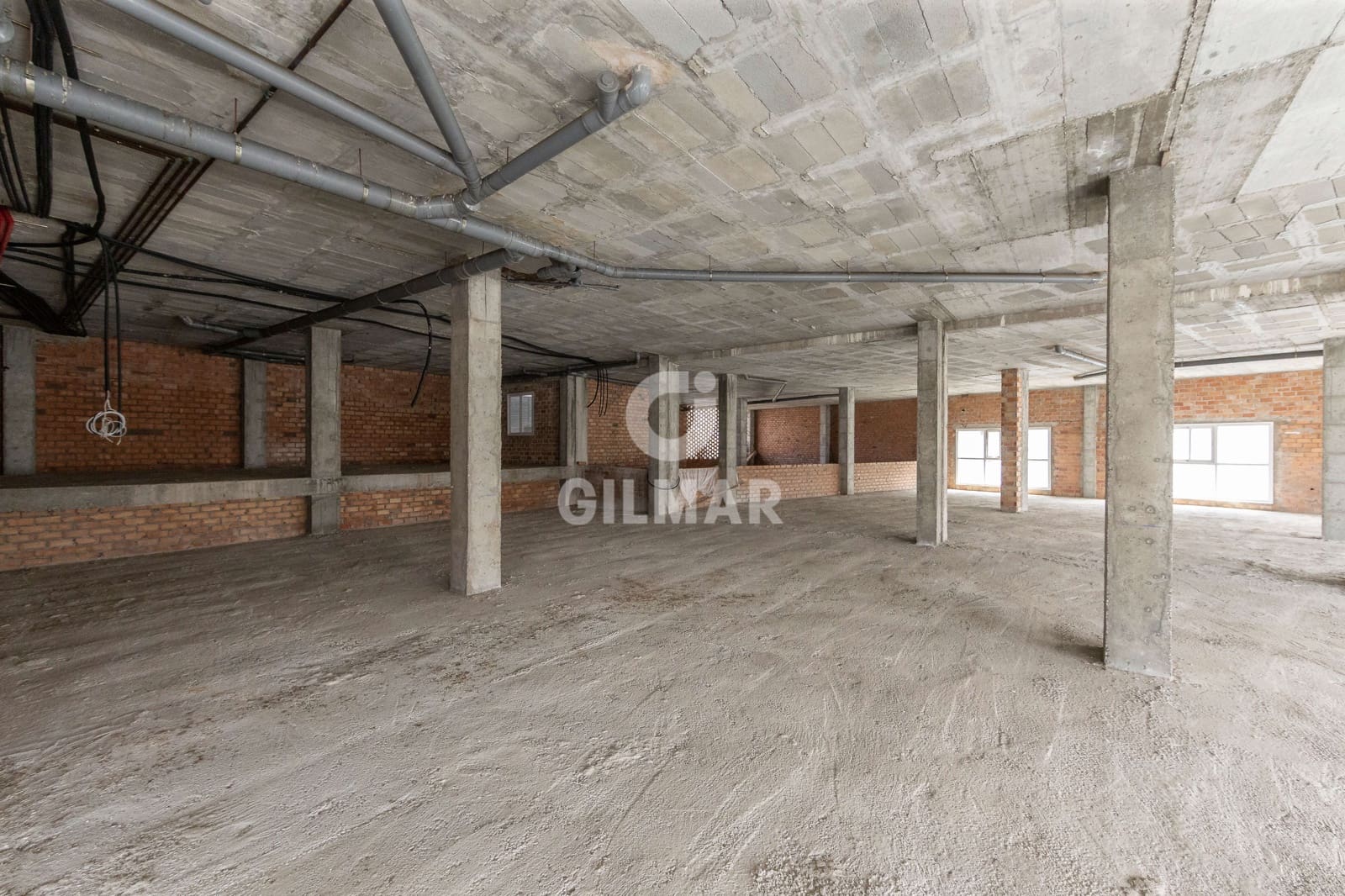 Commercial for sale in San Pedro de Alcantara with garage - € 1,680,000 (Ref: 9205775)