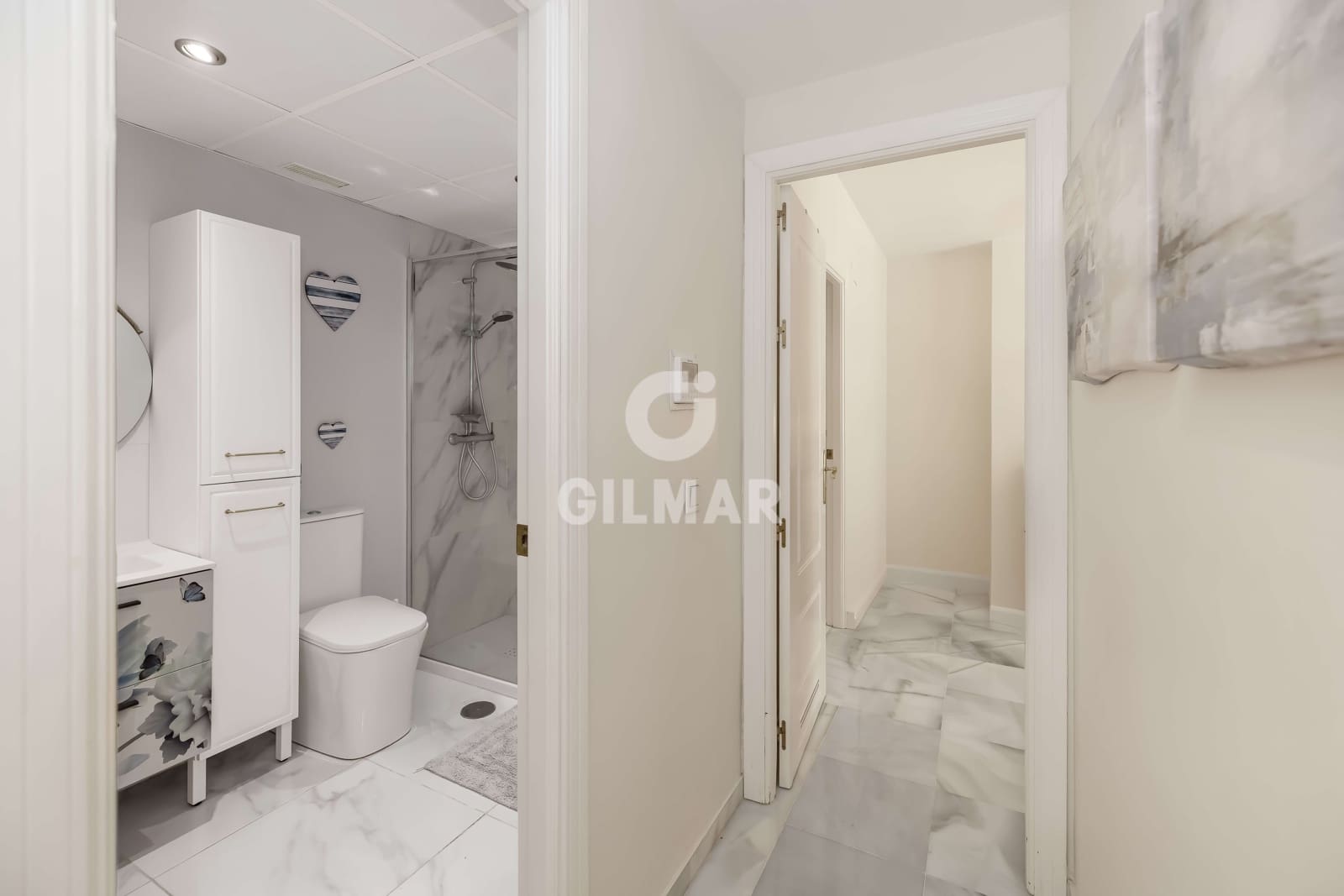 2 soverom Leilighet til salgs i Nueva Andalucia med svømmebasseng garasje - € 490 000 (Ref: 9205777)