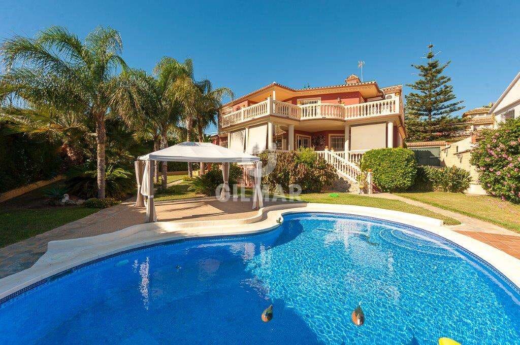 4 soverom Villa til salgs i Torremolinos - € 1 545 000 (Ref: 9205778)