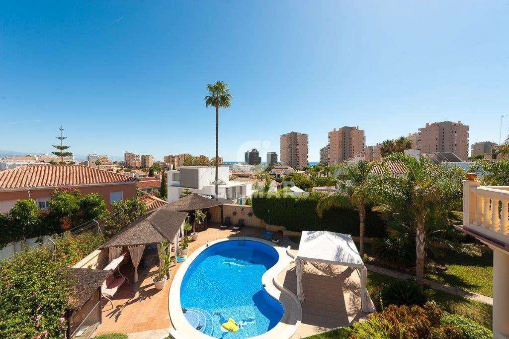 4 soverom Villa til salgs i Torremolinos - € 1 545 000 (Ref: 9205778)