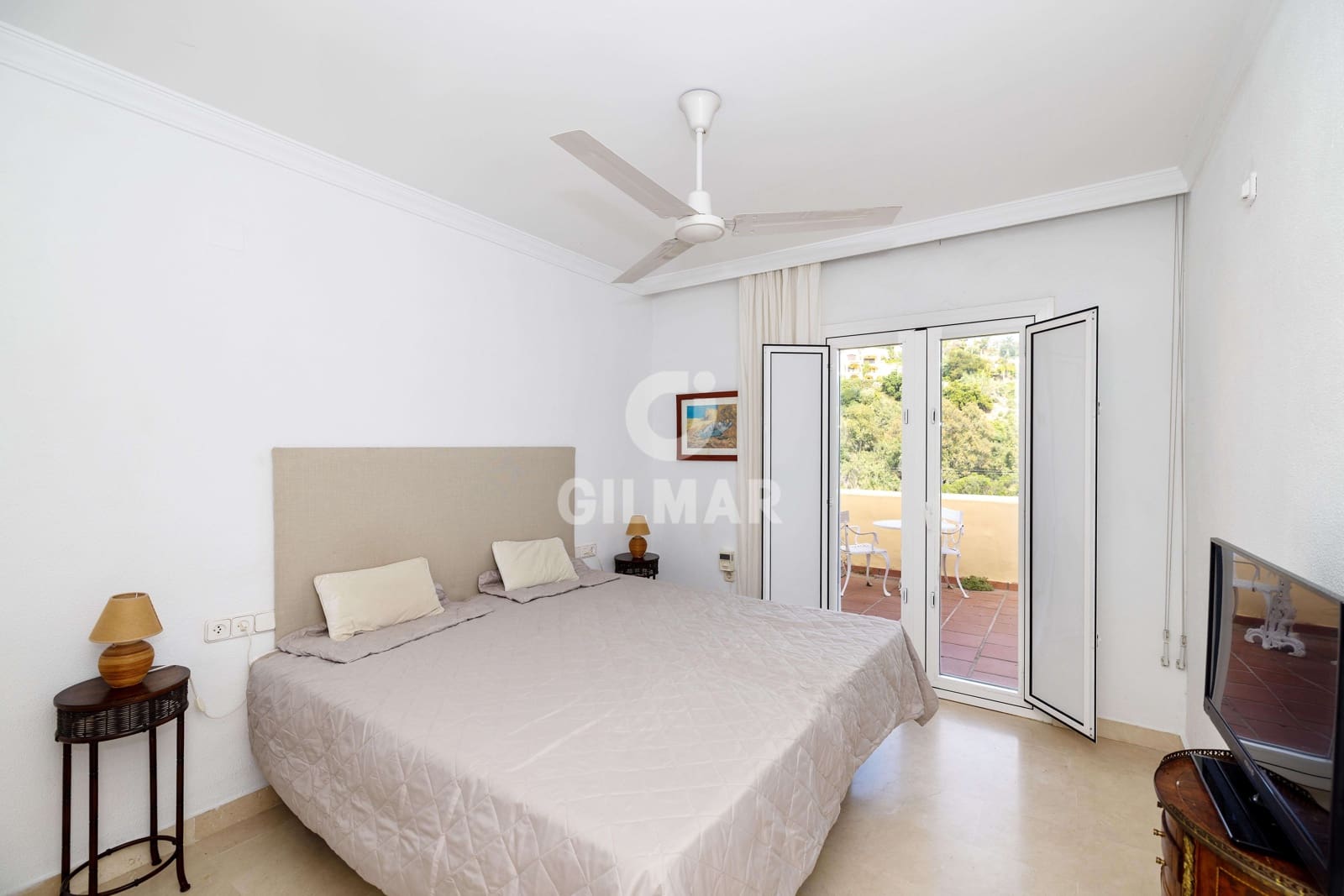 2 soveværelse Penthouse til salg i La Quinta med swimmingpool garage - € 399.000 (Ref: 9205783)