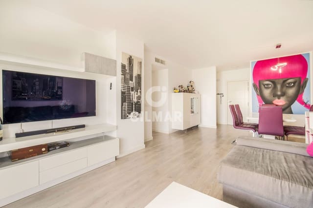 Piso de 3 habitaciones en Las Brisas, Marbella en venta con piscina garaje - 425.000 € (Ref: 9205788)