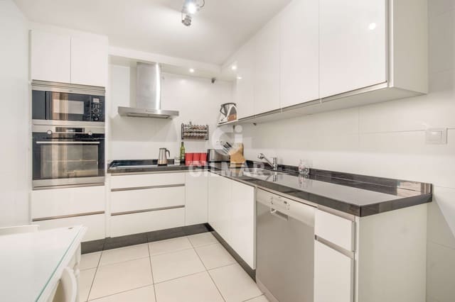 Piso de 3 habitaciones en Las Brisas, Marbella en venta con piscina garaje - 425.000 € (Ref: 9205788)