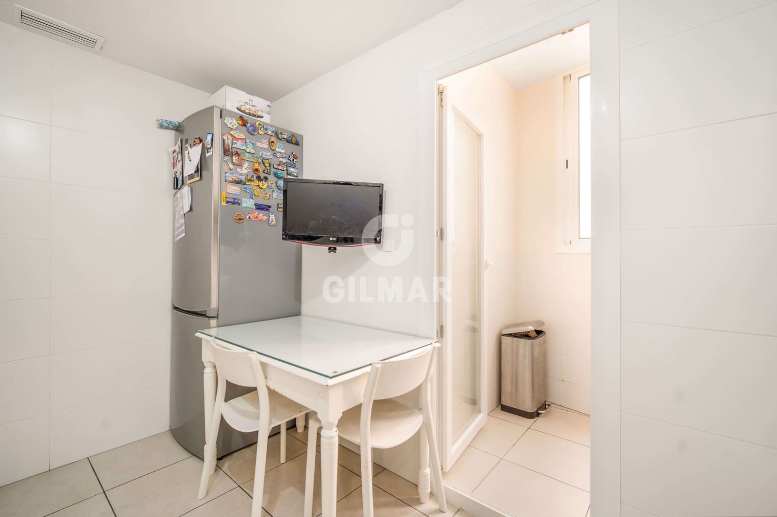 3 sypialnia Mieszkanie na sprzedaż w Nueva Andalucia z basenem garażem - 425 000 € (Ref: 9205788)