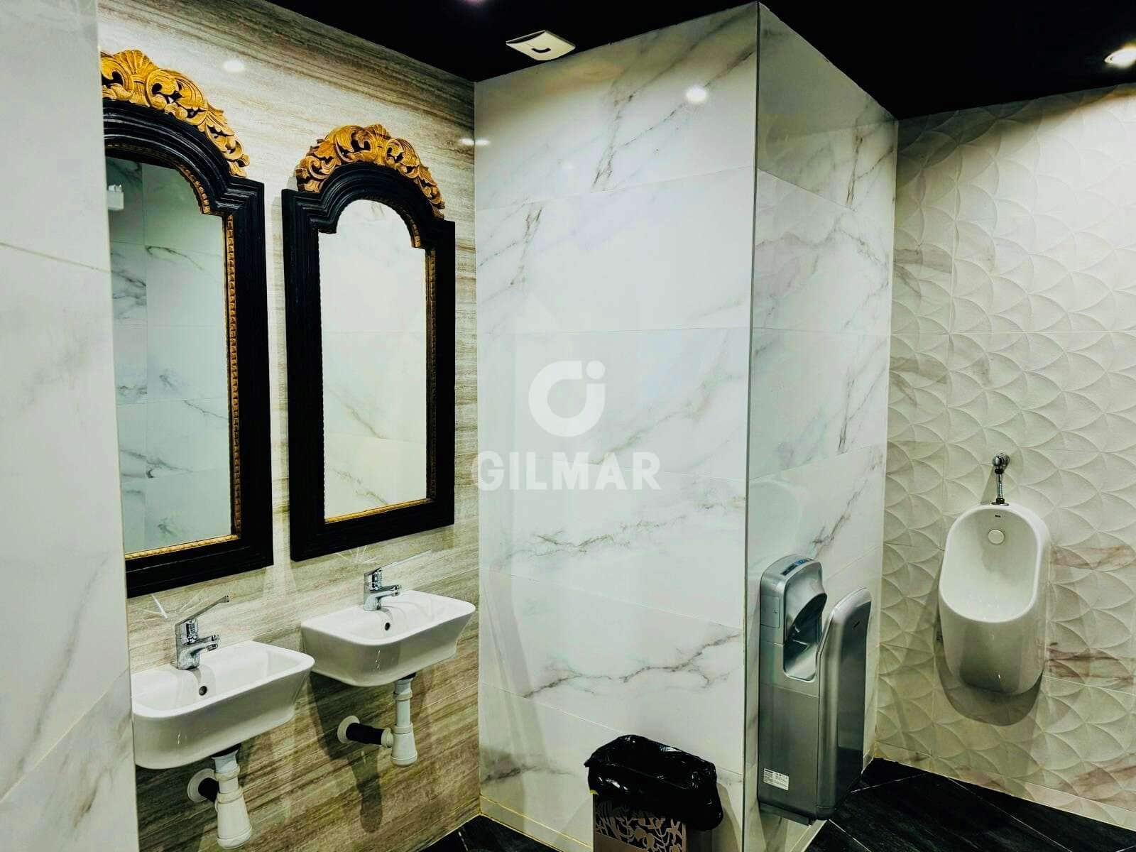 Kommersiell til salgs i Benalmadena - € 700 000 (Ref: 9205793)