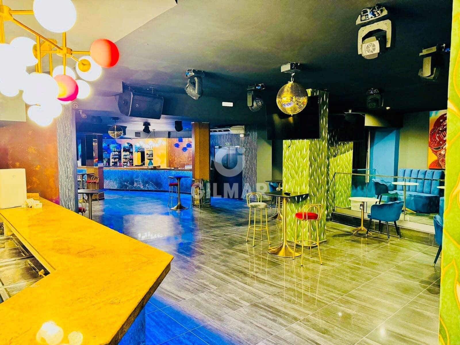 Kommersiell til salgs i Benalmadena - € 700 000 (Ref: 9205793)