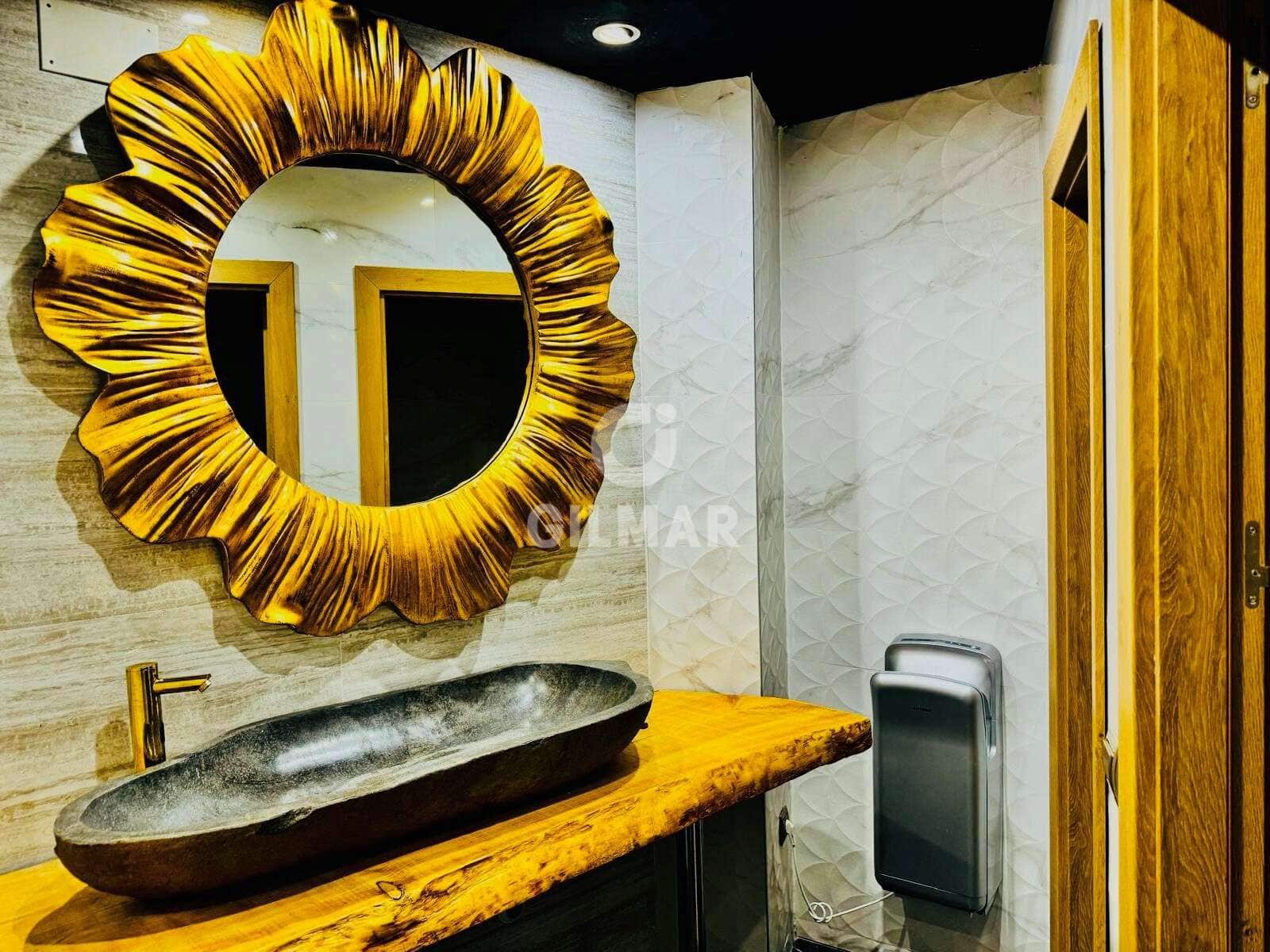 Kommersiell til salgs i Benalmadena - € 700 000 (Ref: 9205793)