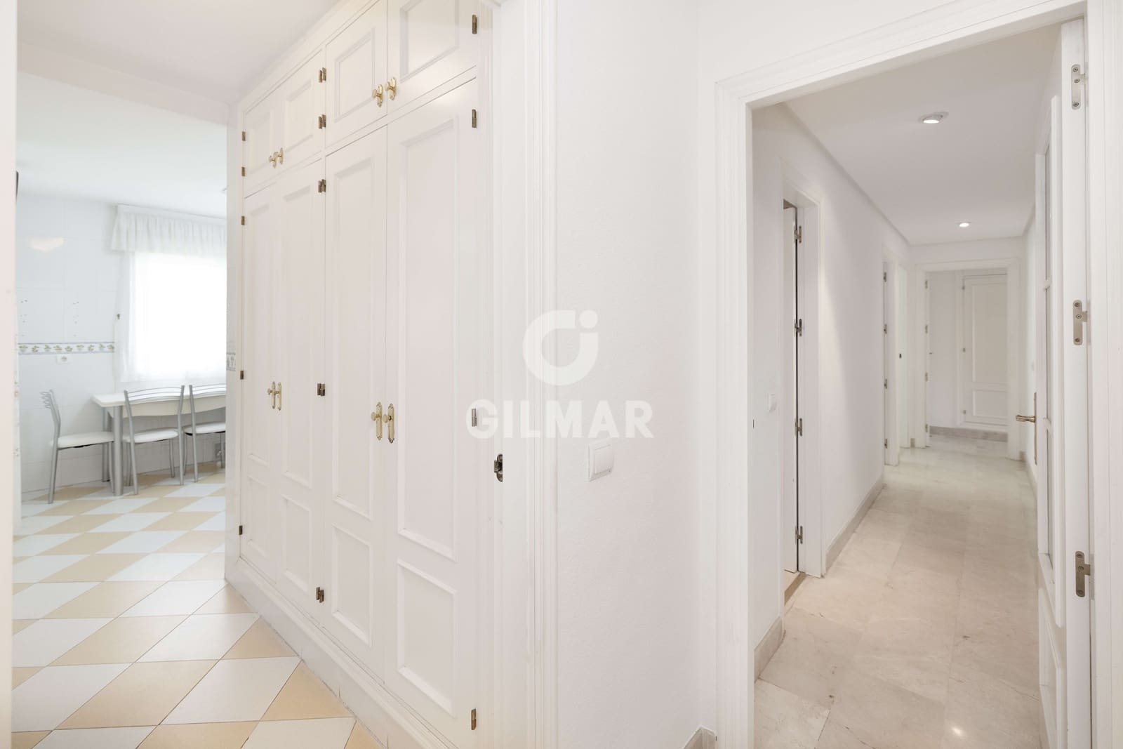 3 soverom Penthouse til salgs i Torrequebrada med svømmebasseng garasje - € 450 000 (Ref: 9205797)