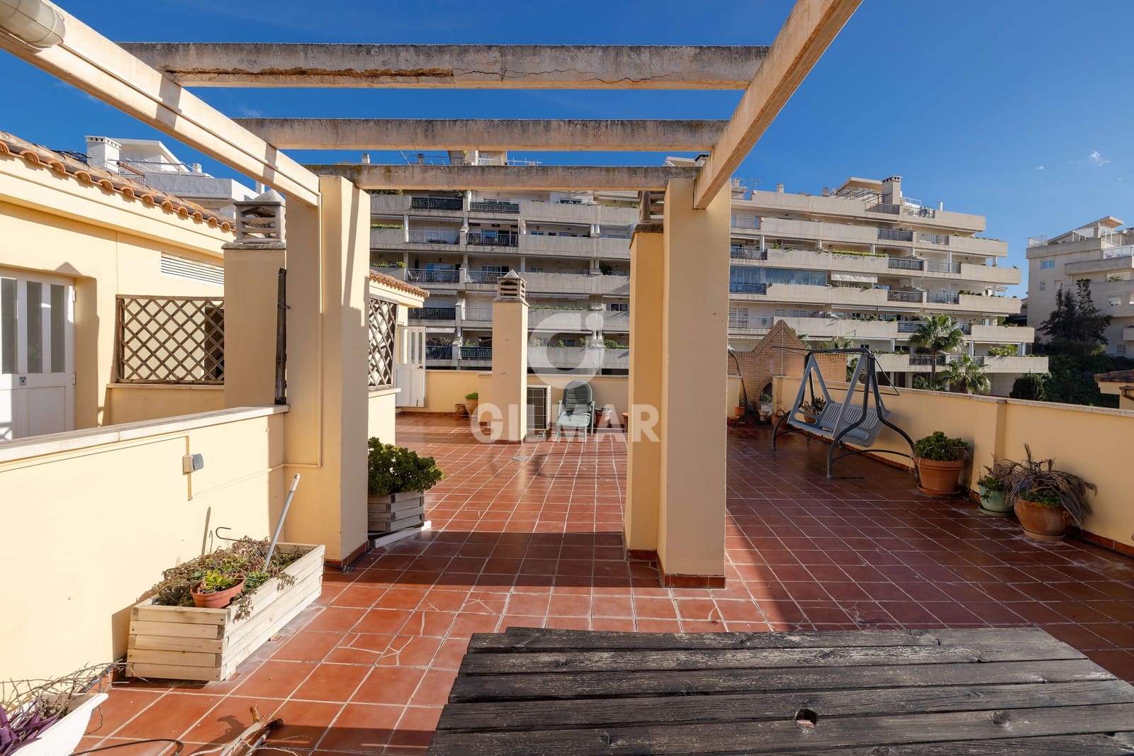 3 soverom Penthouse til salgs i Torrequebrada med svømmebasseng garasje - € 450 000 (Ref: 9205797)