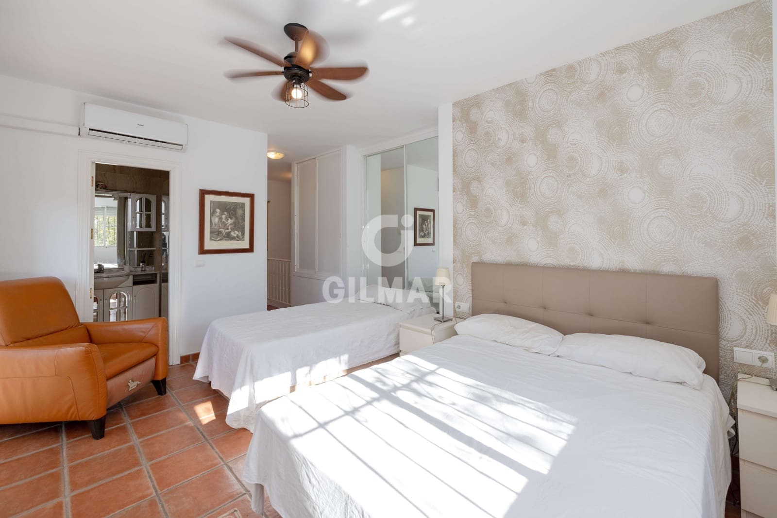 Chalet de 7 habitaciones en Benalmádena en venta con piscina - 1.495.000 € (Ref: 9205806)