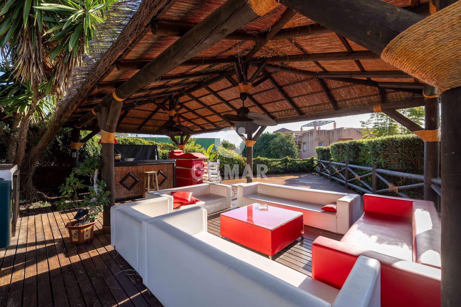 Chalet de 7 habitaciones en Benalmádena en venta con piscina - 1.495.000 € (Ref: 9205806)