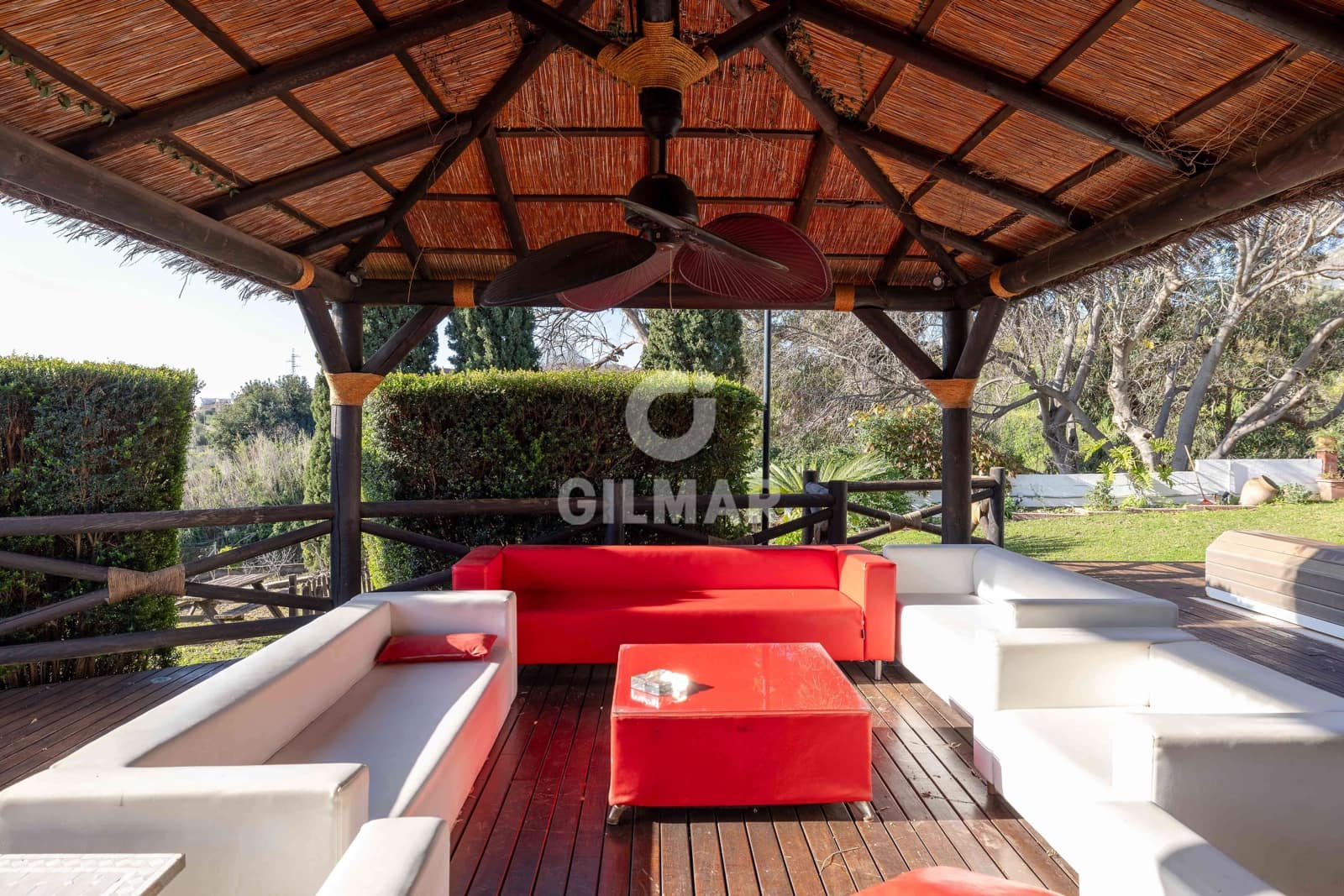 Chalet de 7 habitaciones en Benalmádena en venta con piscina - 1.495.000 € (Ref: 9205806)