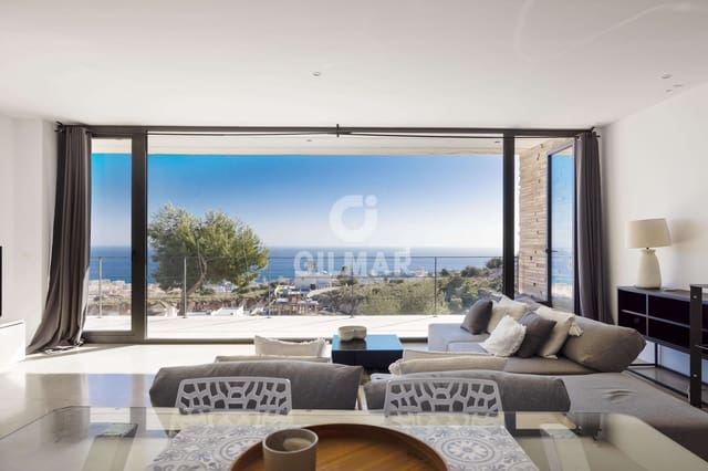 Chalet de 4 habitaciones en Santangelo, Benalmádena en venta con piscina - 1.484.700 € (Ref: 9205807)