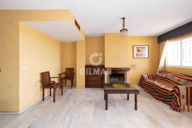 Piso de 3 habitaciones en Los Naranjos, Marbella en venta con piscina garaje - 535.000 € (Ref: 9205819)