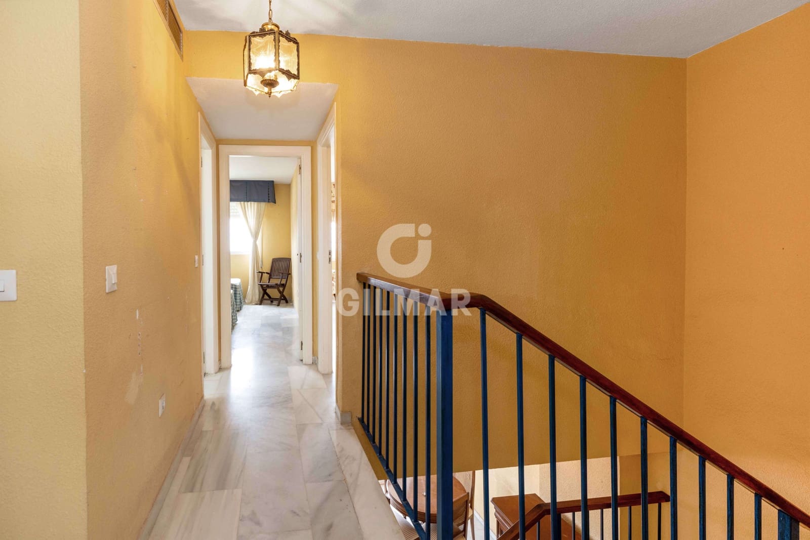 3 makuuhuone Asunto myytävänä paikassa Nueva Andalucia mukana uima-altaan 
autotalli - 535 000 € (Ref: 9205819)