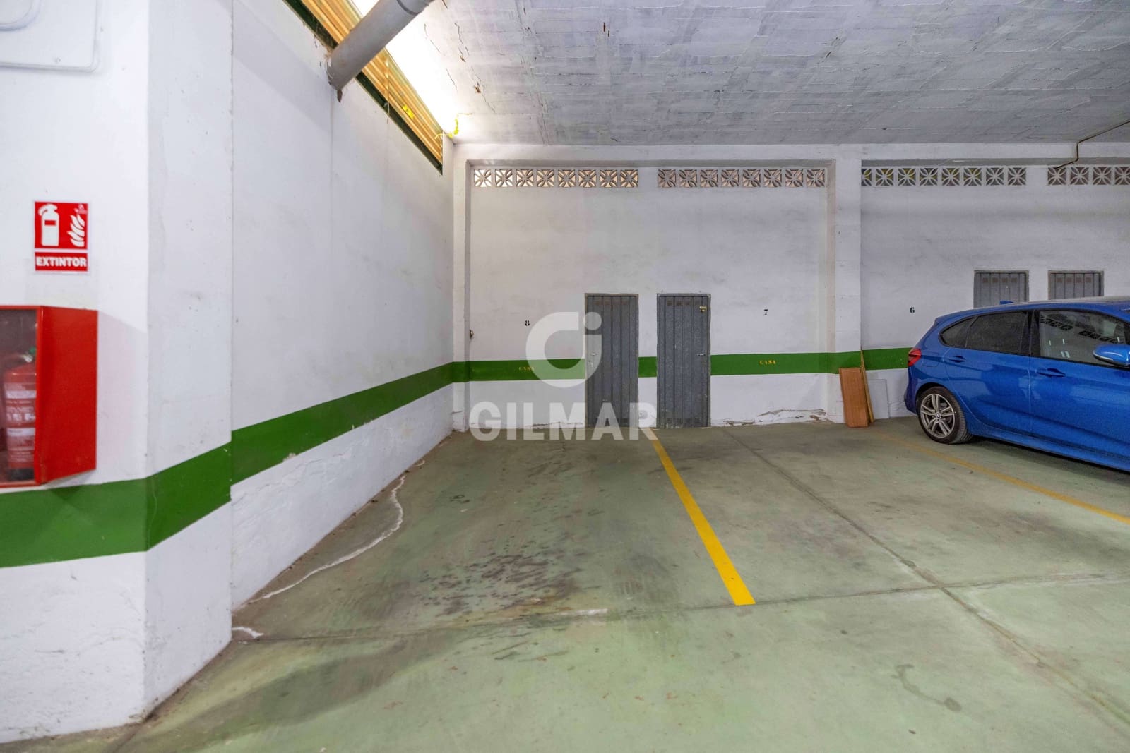 3 makuuhuone Asunto myytävänä paikassa Nueva Andalucia mukana uima-altaan 
autotalli - 535 000 € (Ref: 9205819)