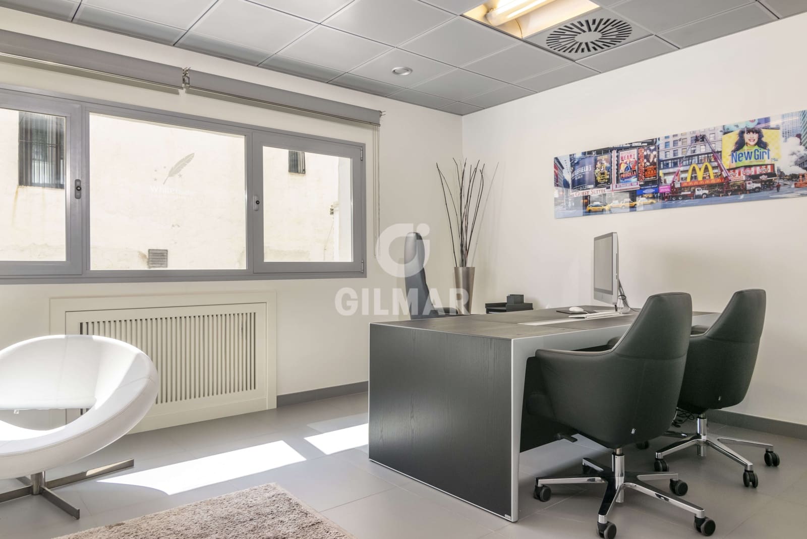 Komercyjne na sprzedaż w Puerto Banus - 749 000 € (Ref: 9205824)