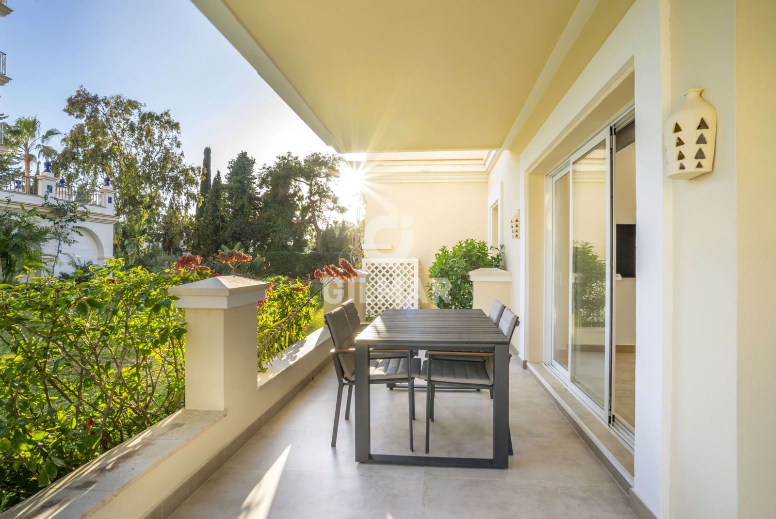 2 quarto Apartamento para venda em Nueva Andalucia com piscina garagem - 740 000 € (Ref: 9205825)