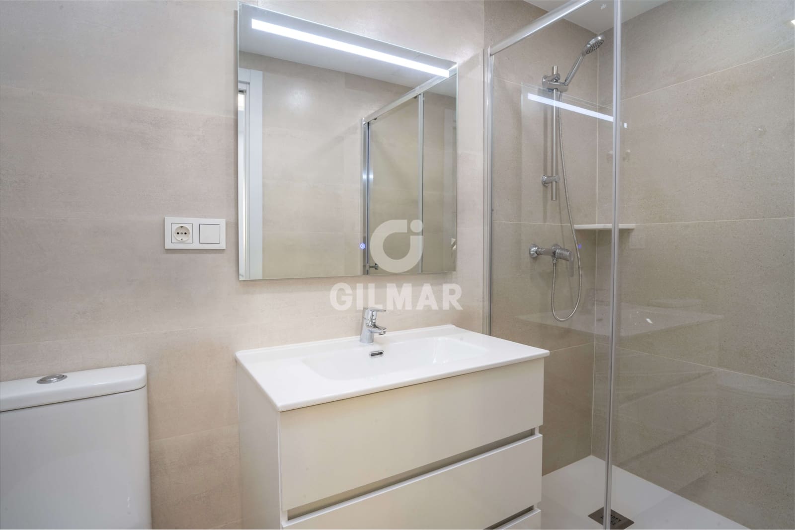 2 quarto Apartamento para venda em Nueva Andalucia com piscina garagem - 740 000 € (Ref: 9205825)