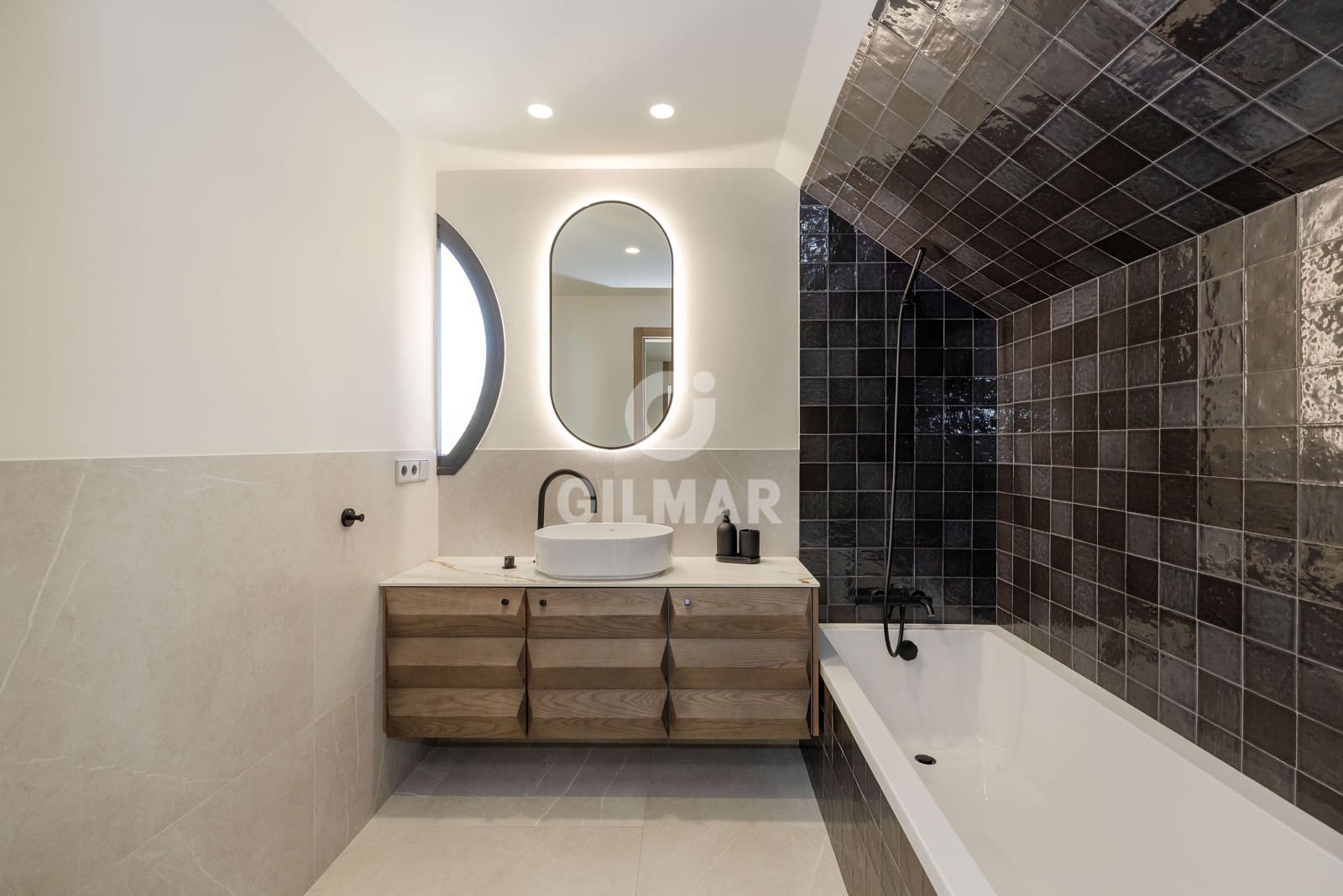 4 chambre Penthouse à vendre à Fuengirola avec piscine garage - 950 000 € (Ref: 9205826)