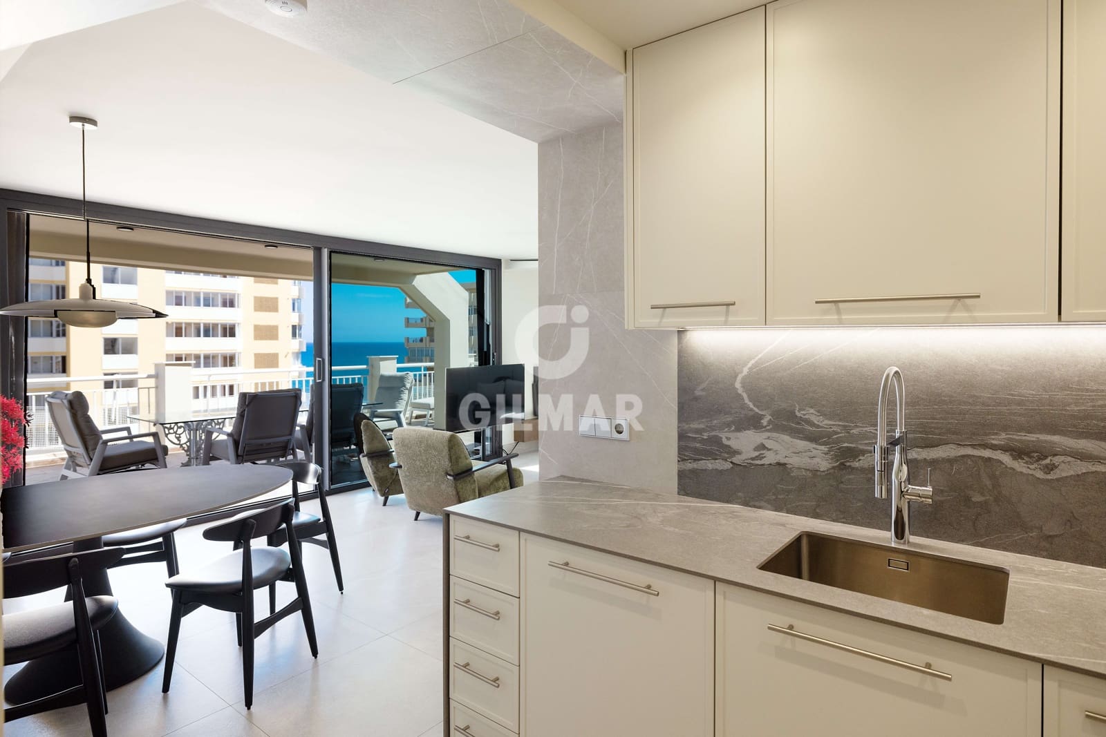 4 chambre Penthouse à vendre à Fuengirola avec piscine garage - 950 000 € (Ref: 9205826)