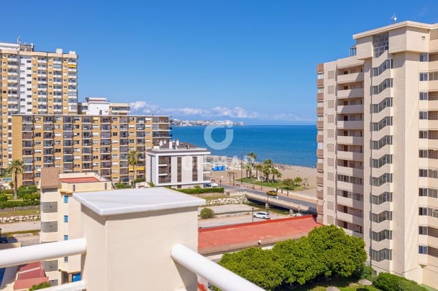 4 chambre Penthouse à vendre à Los Boliches , Fuengirola avec piscine garage - 950 000 € (Ref: 9205826)