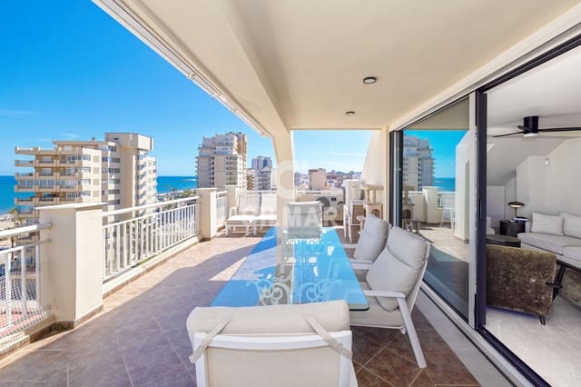 4 chambre Penthouse à vendre à Los Boliches , Fuengirola avec piscine garage - 950 000 € (Ref: 9205826)