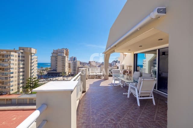 4 chambre Penthouse à vendre à Los Boliches , Fuengirola avec piscine garage - 950 000 € (Ref: 9205826)