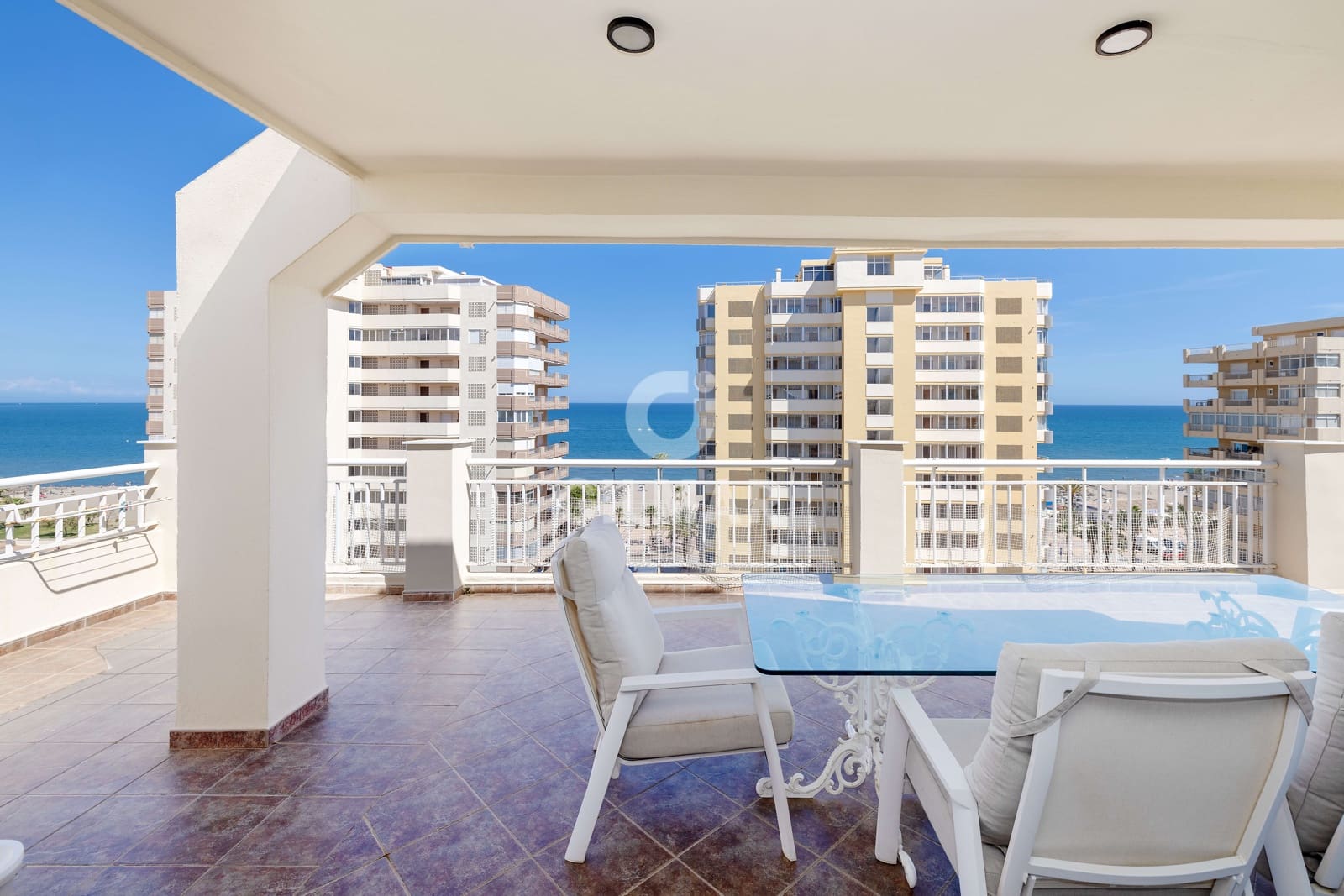 4 chambre Penthouse à vendre à Fuengirola avec piscine garage - 950 000 € (Ref: 9205826)