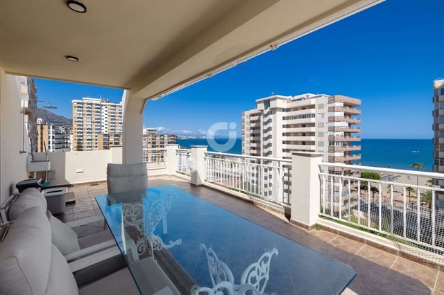 4 chambre Penthouse à vendre à Los Boliches , Fuengirola avec piscine garage - 950 000 € (Ref: 9205826)