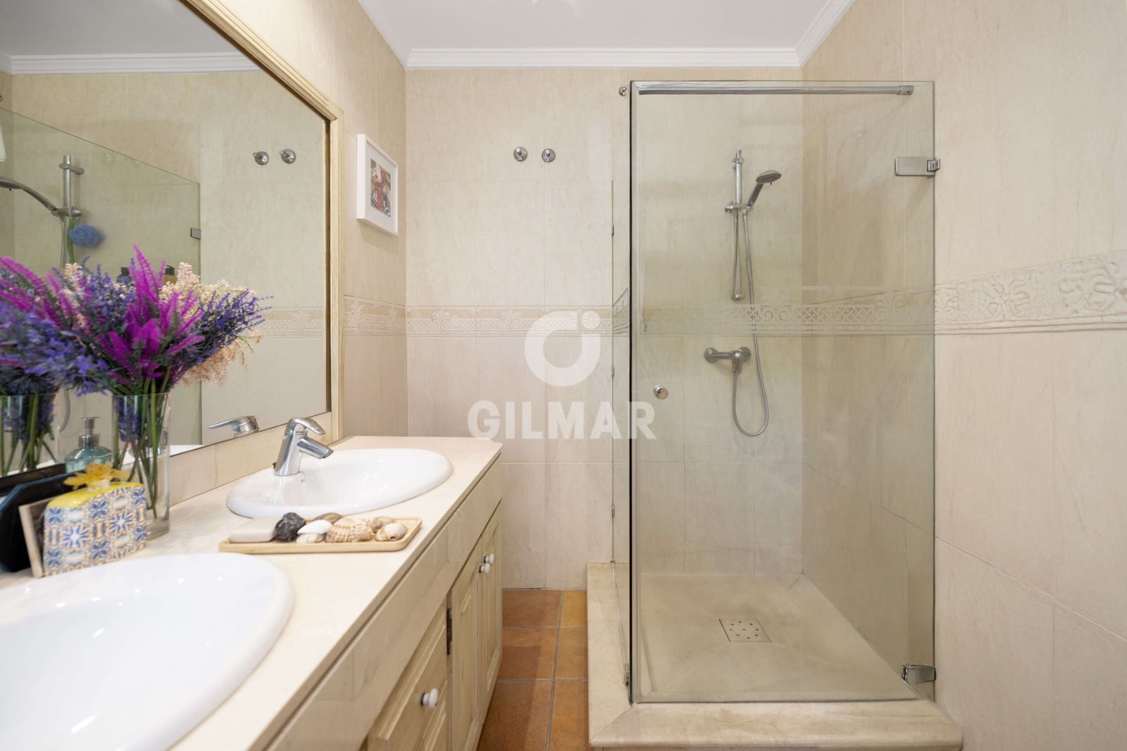 4 soveværelse Rækkehus til salg i San Pedro de Alcantara med swimmingpool garage - € 649.000 (Ref: 9205829)