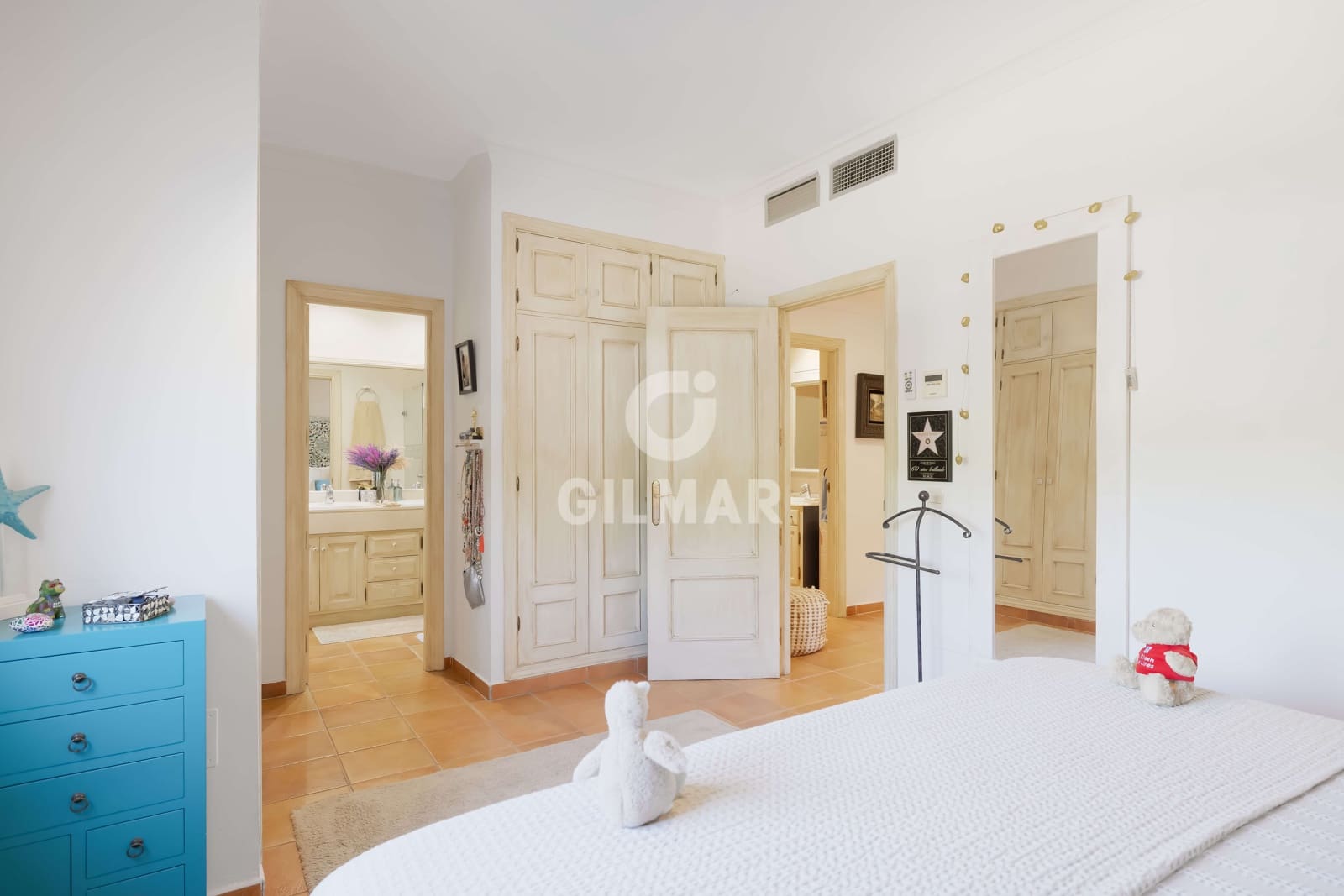 4 soveværelse Rækkehus til salg i San Pedro de Alcantara med swimmingpool garage - € 649.000 (Ref: 9205829)