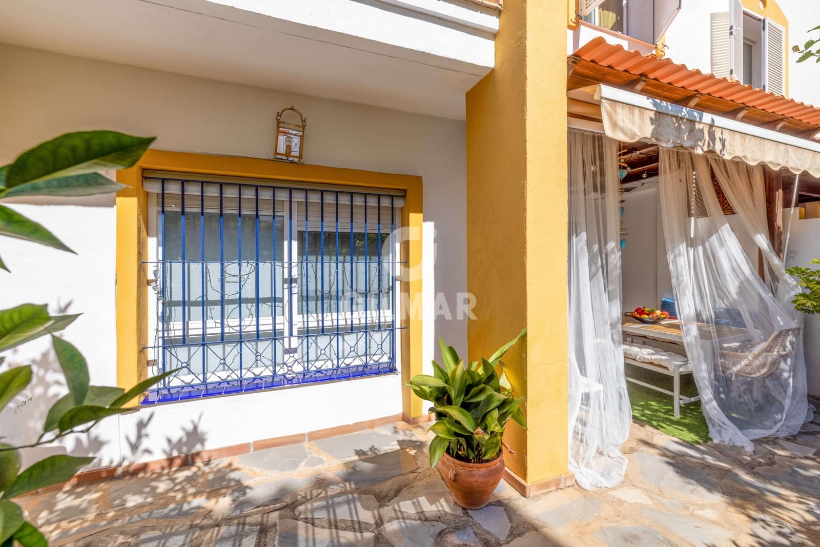 4 soveværelse Rækkehus til salg i San Pedro de Alcantara med swimmingpool garage - € 649.000 (Ref: 9205829)