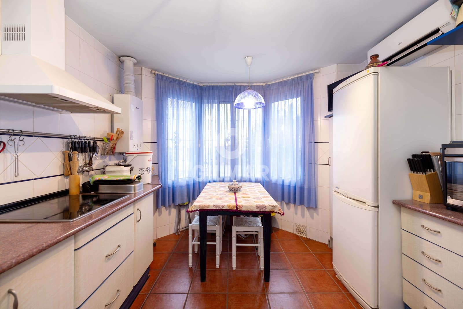 5 soveværelse Rækkehus til salg i Las Lagunas de Mijas med swimmingpool garage - € 509.000 (Ref: 9205830)