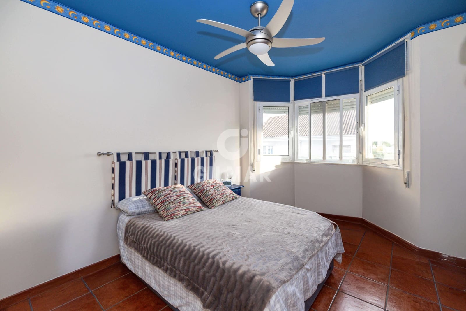 5 soveværelse Rækkehus til salg i Las Lagunas de Mijas med swimmingpool garage - € 509.000 (Ref: 9205830)