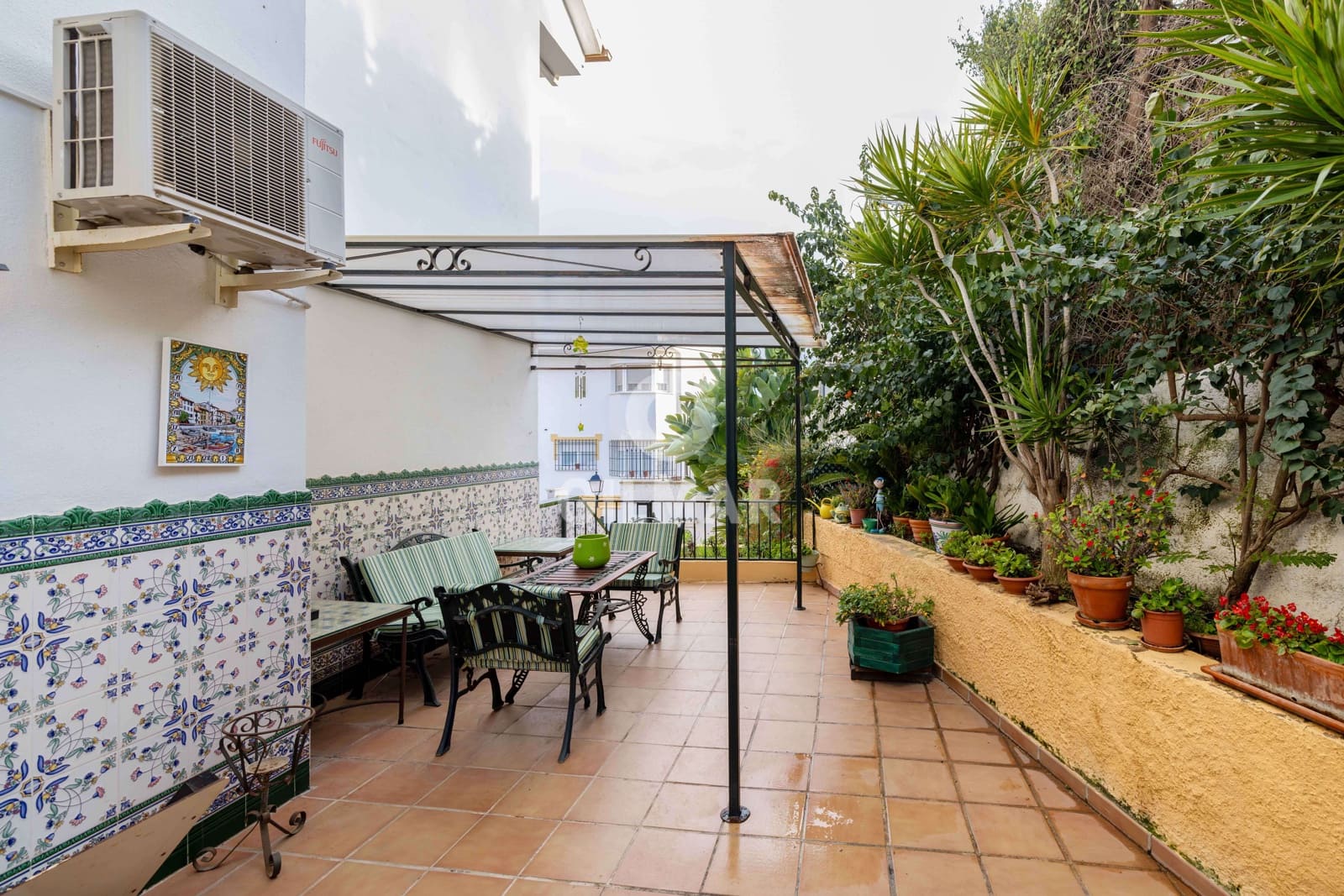 5 soveværelse Rækkehus til salg i Las Lagunas de Mijas med swimmingpool garage - € 509.000 (Ref: 9205830)