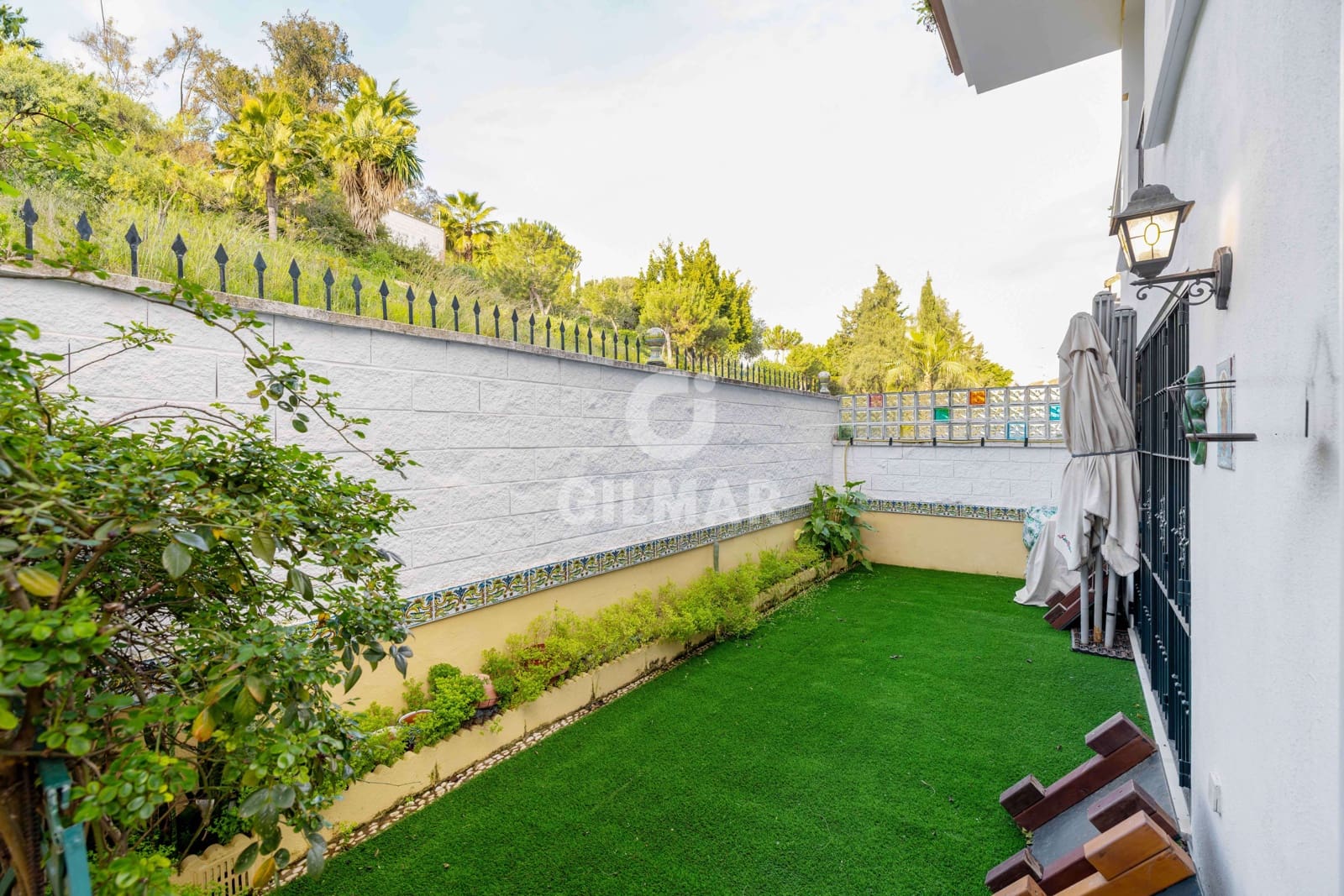 5 soveværelse Rækkehus til salg i Las Lagunas de Mijas med swimmingpool garage - € 509.000 (Ref: 9205830)