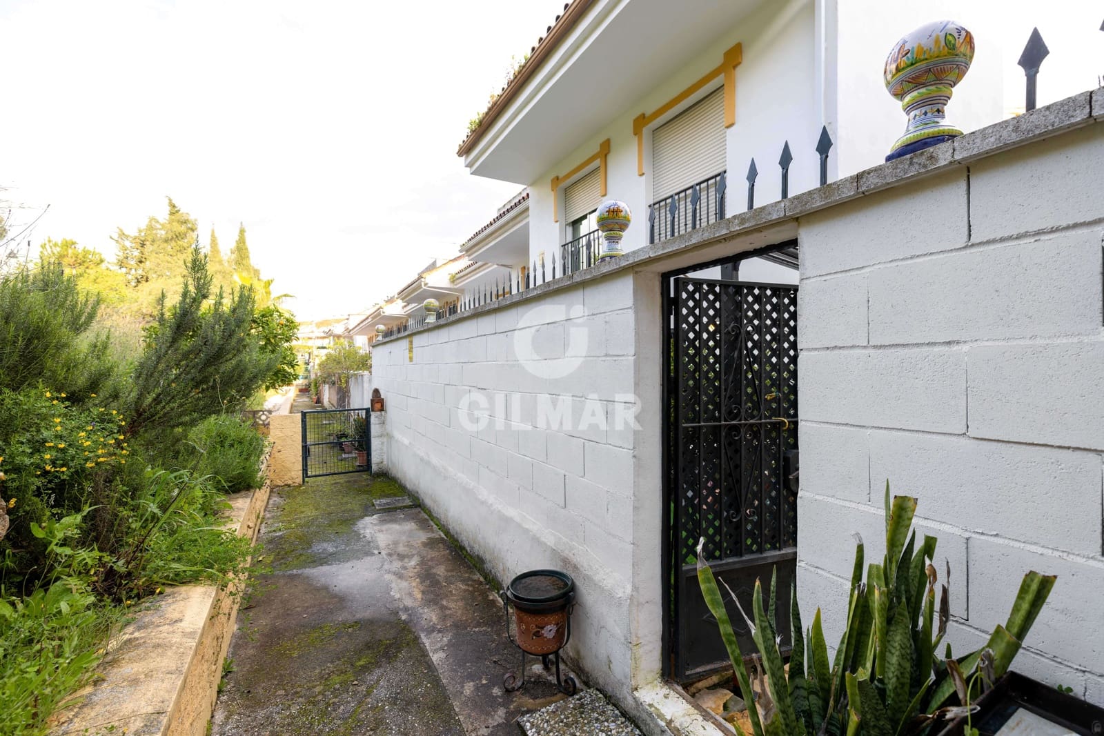 5 soveværelse Rækkehus til salg i Las Lagunas de Mijas med swimmingpool garage - € 509.000 (Ref: 9205830)