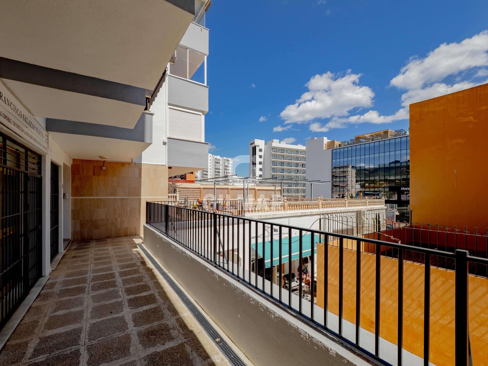 2 sovrum Lägenhet till salu i Benalmadena med garage - 298 000 € (Ref: 9205836)