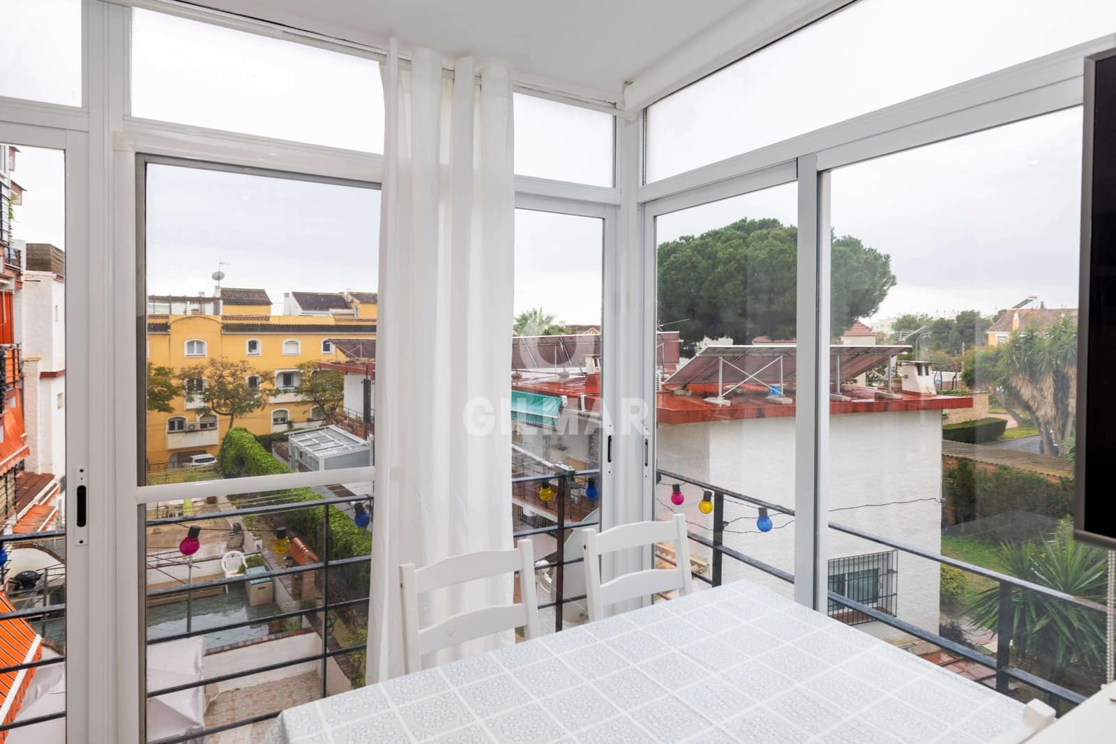 2 bedroom Flat for sale in Torremolinos with pool - € 218,000 (Ref: 9205839)