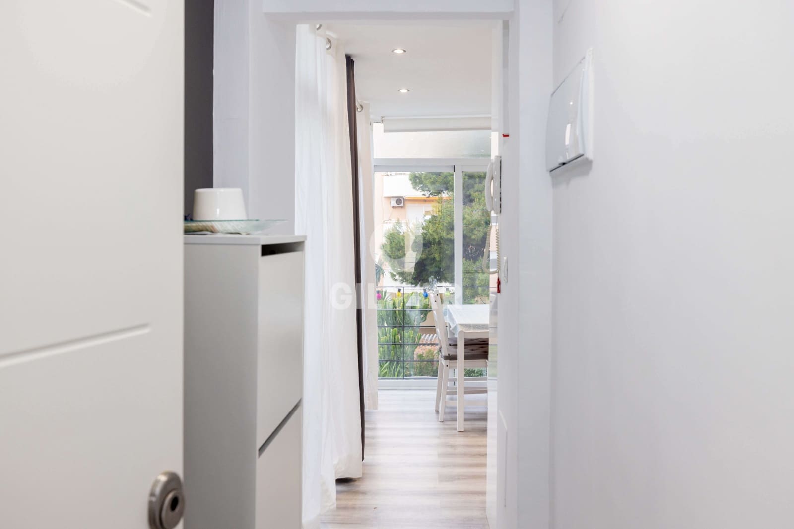 2 bedroom Flat for sale in Torremolinos with pool - € 218,000 (Ref: 9205839)