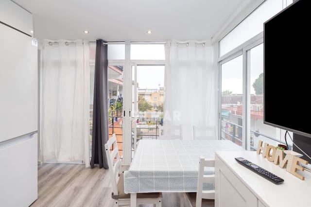 2 bedroom Flat for sale in Torremolinos with pool - € 218,000 (Ref: 9205839)