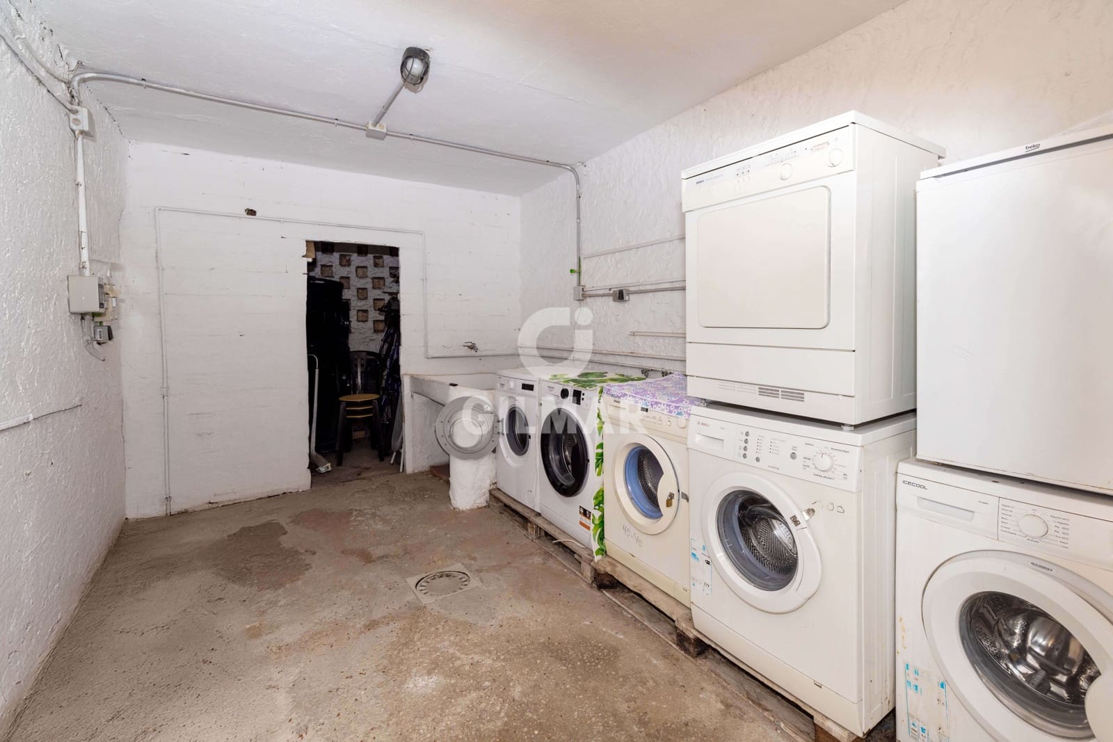 2 bedroom Flat for sale in Torremolinos with pool - € 218,000 (Ref: 9205839)